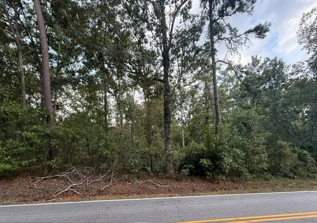Photo 2 of Sale Pending at 801 Eastview Dr, Pendleton, SC 29670 | MLS# 20305518 | Listing updated on 2026-09-02