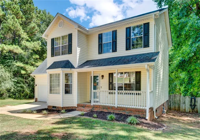 Photo 3 of Sale Pending at 1222 Old Mill Rd, Easley, SC 29642 | MLS# 20305458 | Listing updated on 2026-09-19