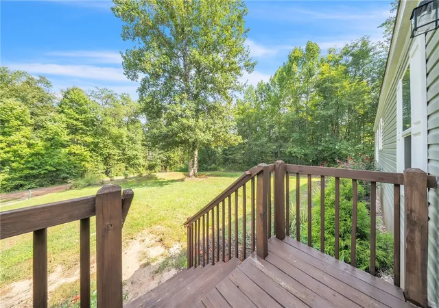 Photo 2 of Sale Pending at 121 High Top Dr, Pickens, SC 29671 | MLS# 20305523 | Listing updated on 2026-08-31