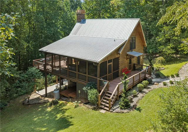 Single family home for sale at 831 Lenore B Ln, Mountain Rest, SC 29664 | MLS# 20305351