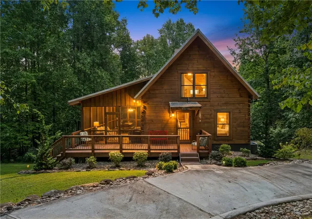 Photo 3 of Single family home for sale at 831 Lenore B Ln, Mountain  Rest, SC 29664 | MLS# 20305351 | Listing updated on 2026-09-12