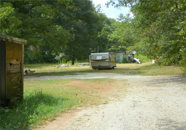 Photo 1 of Sale Pending at 3208 Standridge Rd, Anderson, SC 29625 | MLS# 20305543 | Listing updated on 2026-08-27