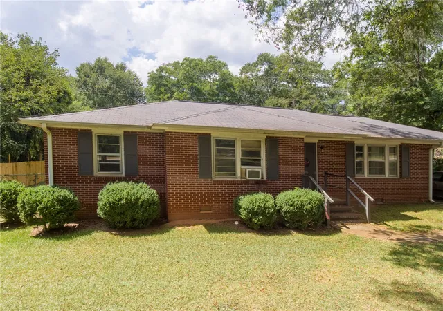2nd image of 205 Warwick St, Anderson, SC 29621 | MLS# 20305454