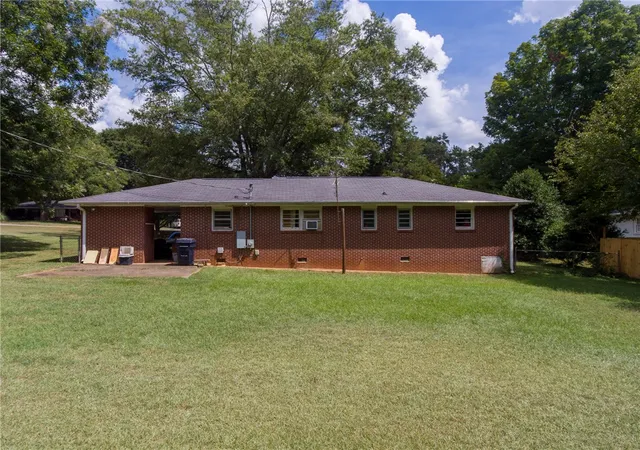 3rd image of 205 Warwick St, Anderson, SC 29621 | MLS# 20305454