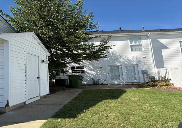 Photo 19 of Townhouse for sale at 338 Moonstone Dr, Mauldin, SC 29662 | MLS# 20305507 | Listing updated on 2026-09-03