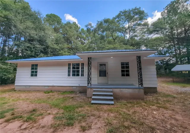 Photo 3 of Single family home for sale at 116 Leona Dr, Iva, SC 29655 | MLS# 20305587 | Listing updated on 2026-08-31