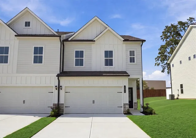Photo 1 of Sale Pending at 124 Brass Tack Dr, Greenville, SC 29611 | MLS# 20305760 | Listing updated on 2026-10-12