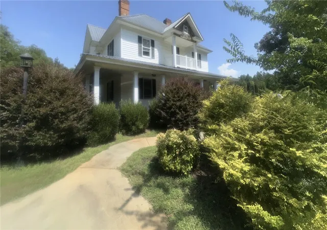 Photo 1 of Single family home for sale at 115 Mountain Springs Rd, West Union, SC 29696 | MLS# 20306233 | Listing updated on 2026-09-16