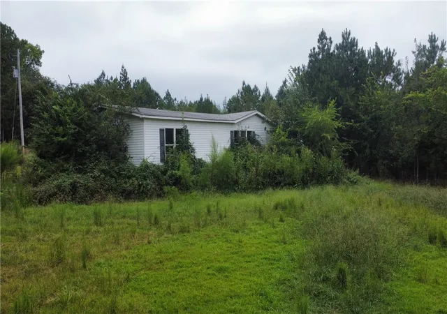 Photo 3 of Sale Pending at 921 Dockins Dr, Fair Play, SC 29643 | MLS# 20306240 | Listing updated on 2026-10-08
