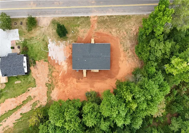 Photo 4 of Manufactured home for sale at 1175 Simms School Rd, Central, SC 29630 | MLS# 20306241 | Listing updated on 2026-10-15