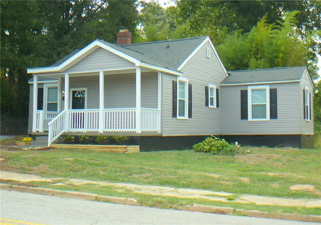 Photo 1 of Single family home for sale at 803 E Orr St, Anderson, SC 29621 | MLS# 20306290 | Listing updated on 2026-10-13