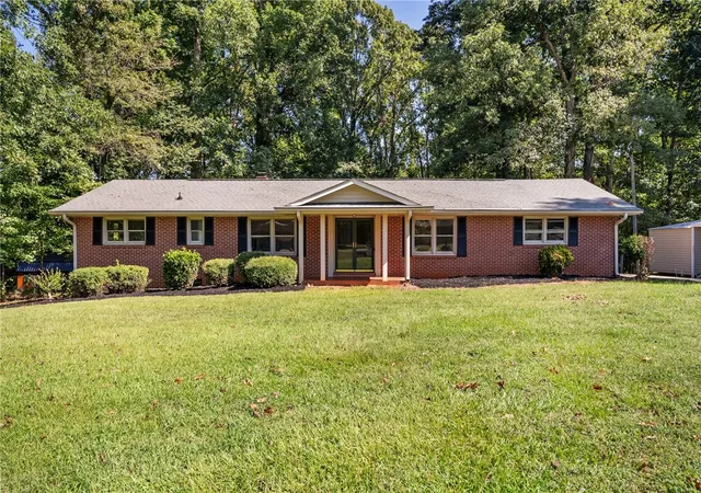 Photo 1 of Single family home for sale at 417 Ponce Deleon Dr, Anderson, SC 29621 | MLS# 20306206 | Listing updated on 2026-10-20