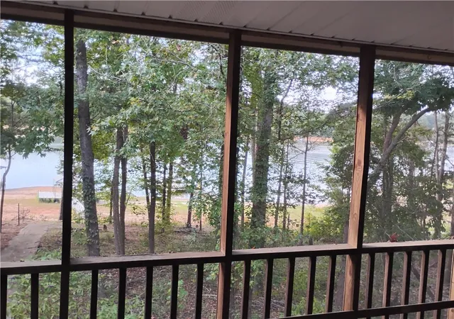 Photo 3 of Single family home for sale at 104 Lakehill Rd, Fair Play, SC 29643 | MLS# 20306124 | Listing updated on 2026-10-06