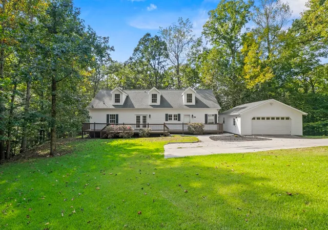 Photo 1 of Single family home for sale at 107 Buttercup Ct, Westminster, SC 29693 | MLS# 20306323 | Listing updated on 2026-10-12