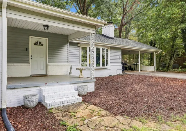 Photo 3 of Single family home for sale at 108 Azalea Dr, Clemson, SC 29631 | MLS# 20306320 | Listing updated on 2026-10-26