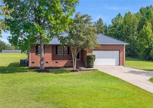 Photo 1 of Single family home for sale at 3533 Pelzer Hwy, Easley, SC 29642 | MLS# 20306253 | Listing updated on 2026-10-15