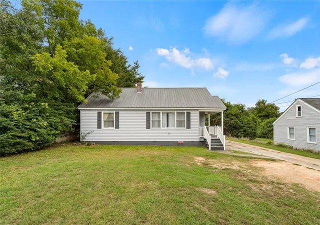 Photo 1 of Sale Pending at 2706 Whitehall Ave, Anderson, SC 29621 | MLS# 20306196 | Listing updated on 2026-10-09