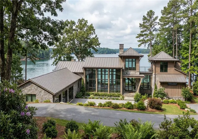 Photo 1 of Single family home for sale at 218 Hermitage Dr, Six Mile, SC 29682 | MLS# 20306325 | Listing updated on 2026-10-16