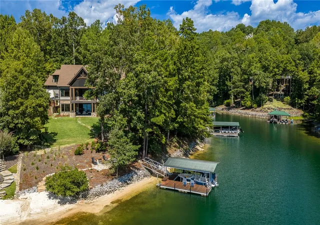 Photo 2 of Sale Pending at 321 Wake Robin Dr, Sunset, SC 29685 | MLS# 20305524 | Listing updated on 2026-10-06