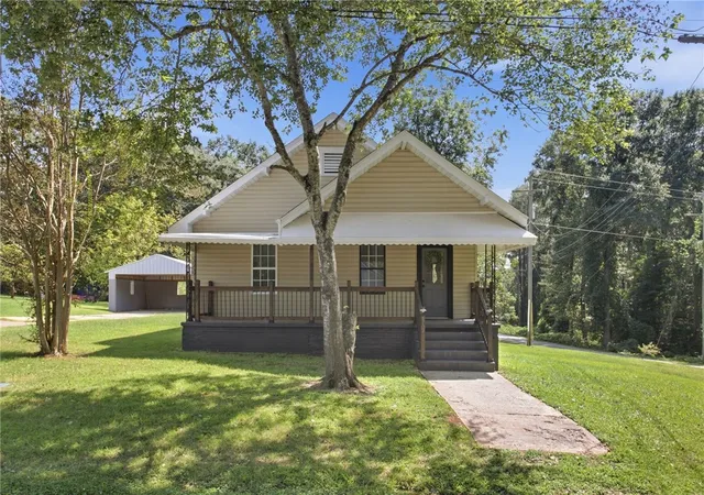 Photo 2 of Single family home for sale at 19 Clemson St, Liberty, SC 29657 | MLS# 20306359 | Listing updated on 2026-09-18