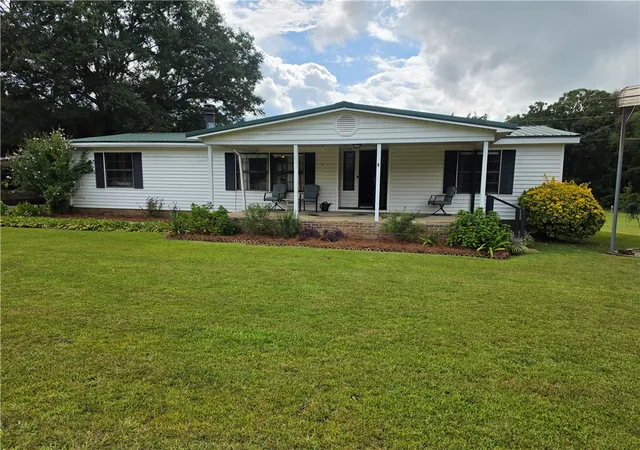 Photo 1 of Manufactured home for sale at 43 Fletcher Dr, Donalds, SC 29638 | MLS# 20306353 | Listing updated on 2026-09-18