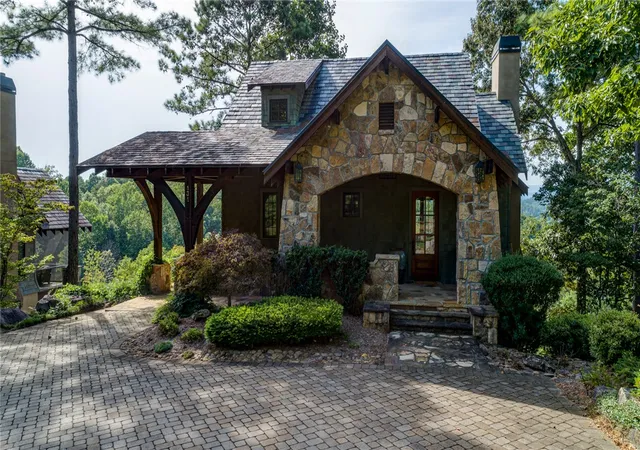 Photo 1 of Single family home for sale at 131 Button Bush Trl, Six Mile, SC 29682 | MLS# 20306027 | Listing updated on 2026-09-18