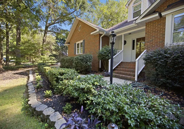 Photo 2 of Single family home for sale at 107 Hannah Cir, Anderson, SC 29621 | MLS# 20306375 | Listing updated on 2026-09-23
