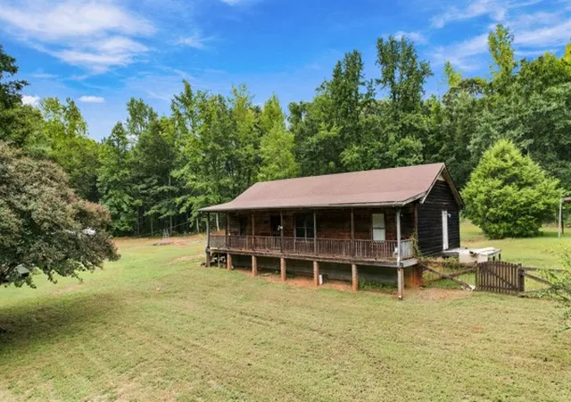 Photo 2 of Single family home for sale at 965 Garrison Rd, Pelzer, SC 29669 | MLS# 20306381 | Listing updated on 2026-10-09