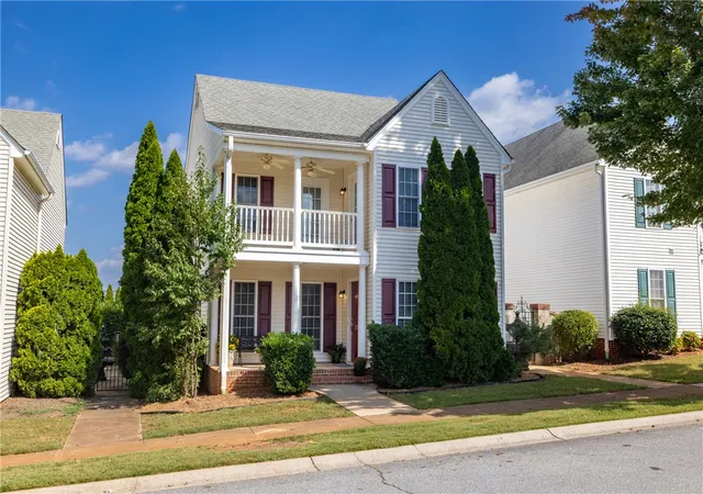 Photo 2 of Single family home for sale at 102 Crooked Cedar Way, Pendleton, SC 29670 | MLS# 20305341 | Listing updated on 2026-09-20