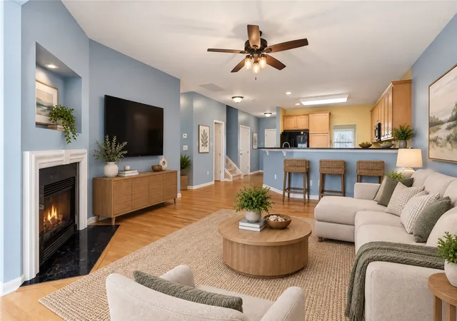 Photo 2 of Sale Pending at 102 High Crst Ct, Simpsonville, SC 29681 | MLS# 20306391 | Listing updated on 2026-10-06