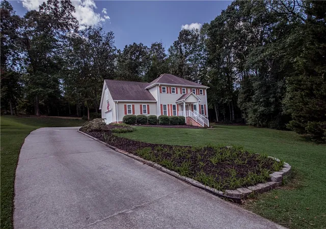 Photo 1 of Single family home for sale at 67 Washington Dr, Piedmont, SC 29673 | MLS# 20306195 | Listing updated on 2026-09-22