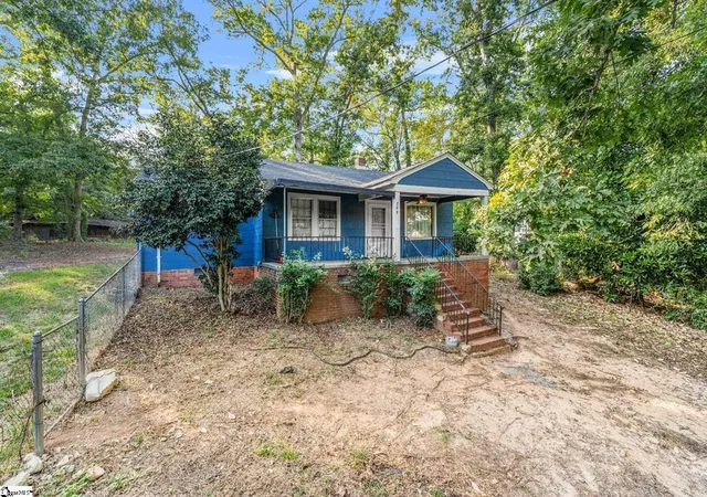 Photo 2 of Single family home for sale at 109 Brookside Cir, Belton, SC 29627 | MLS# 20306438 | Listing updated on 2026-09-23
