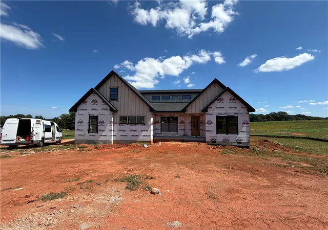 Photo 2 of Single family home for sale at 122 Stone Crk Ln, Belton, SC 29627 | MLS# 20306238 | Listing updated on 2026-09-21