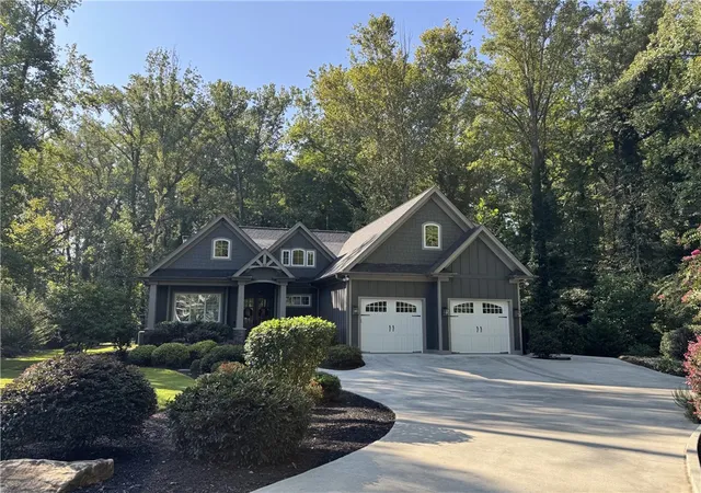 Photo 2 of Sale Pending at 117 Shadowood Dr, Clemson, SC 29631 | MLS# 20306415 | Listing updated on 2026-10-05
