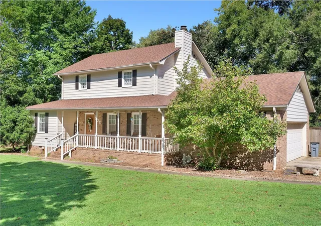 Photo 3 of Single family home for sale at 105 Sunset Ct, Easley, SC 29642 | MLS# 20306484 | Listing updated on 2026-10-26