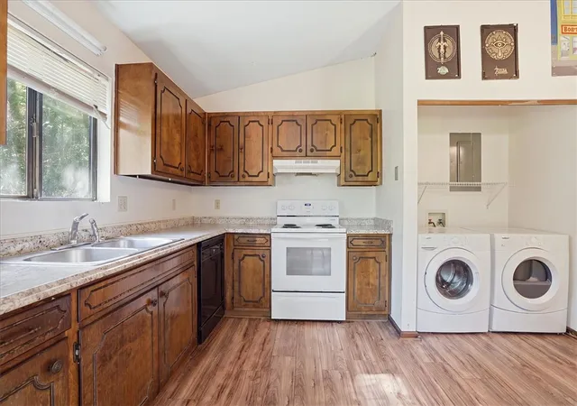 Photo 3 of Townhouse for sale at 140 Copperfield Dr #Unit C, Central, SC 29630 | MLS# 20306489 | Listing updated on 2026-10-19