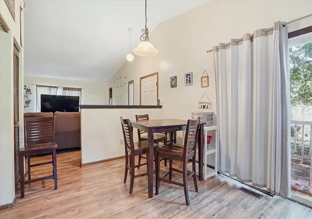 Listing Photo 4 - Condo for sale in building located at 140 Copperfield Dr, Central, SC 29630 - Unit #Unit C