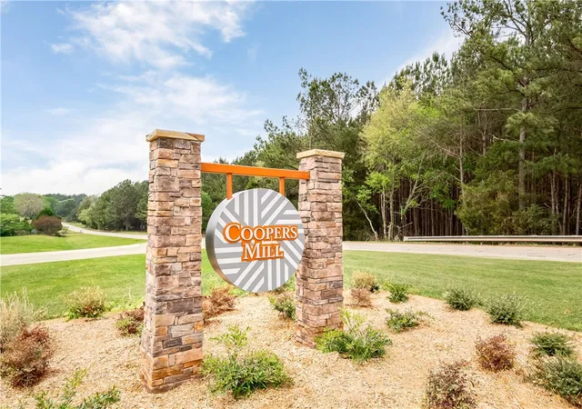 Photo 3 of Single family home for sale at 411 Turquoise Ct, Westminster, SC 29693 | MLS# 20306493 | Listing updated on 2026-09-22