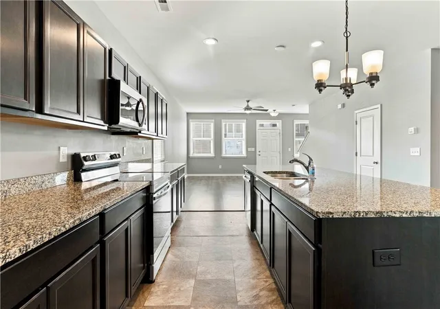 Photo 3 of Townhouse for sale at 153 Valley Crk Dr, Boiling Springs, SC 29316 | MLS# 20306407 | Listing updated on 2026-10-13