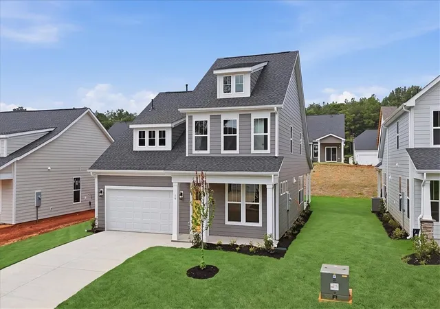 Photo 2 of Single family home for sale at 16 Long Branch Ct, Anderson, SC 29621 | MLS# 20306543 | Listing updated on 2026-09-23