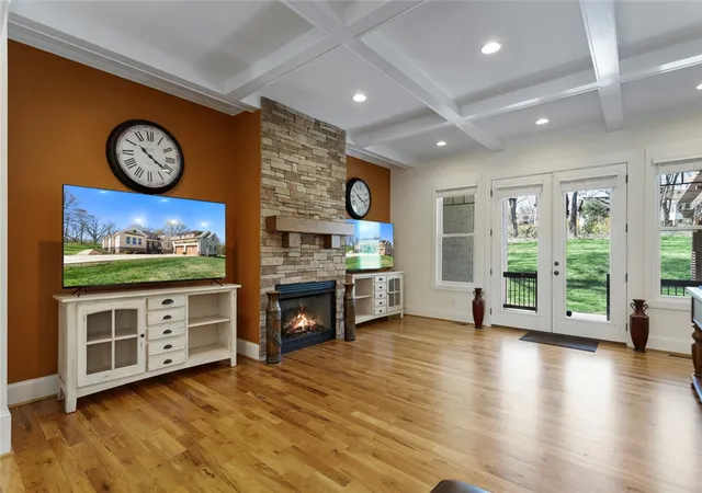 Photo 3 of Single family home for sale at 102 Misty Oaks Ln, Pendleton, SC 29670 | MLS# 20306552 | Listing updated on 2026-09-23