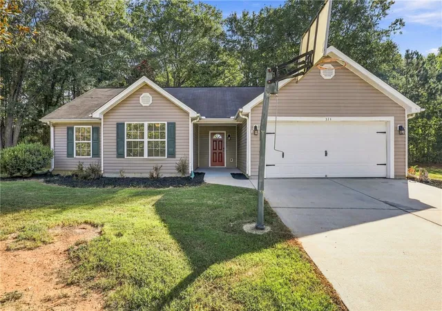 Photo 2 of Sale Pending at 331 Monti Dr, Anderson, SC 29625 | MLS# 20306503 | Listing updated on 2026-09-26