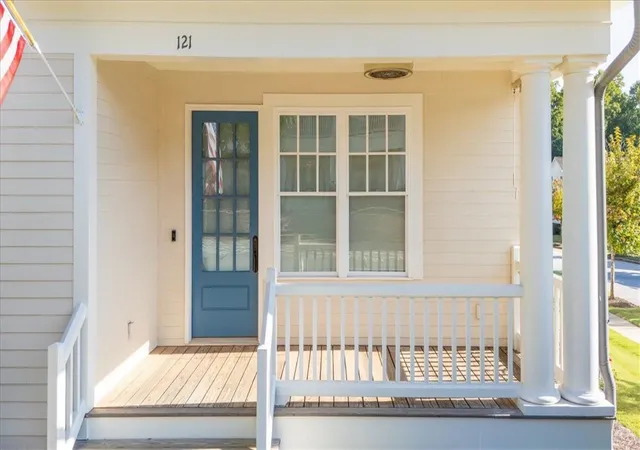 Photo 3 of Single family home for sale at 121 Pershing Ave, Clemson, SC 29631 | MLS# 20306287 | Listing updated on 2026-09-30
