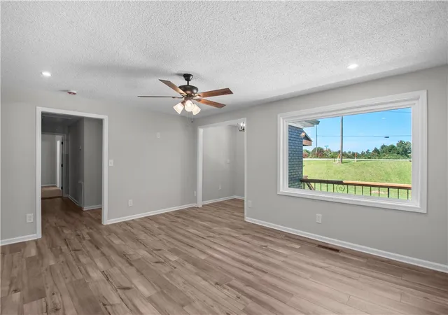 Photo 2 of Single family home for sale at 500 Main St, Liberty, SC 29657 | MLS# 20306274 | Listing updated on 2026-10-14