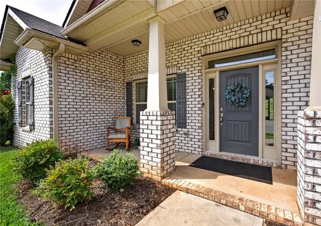 Photo 2 of Single family home for sale at 515 Dragonfly Ct, Roebuck, SC 29376 | MLS# 20306414 | Listing updated on 2026-09-24