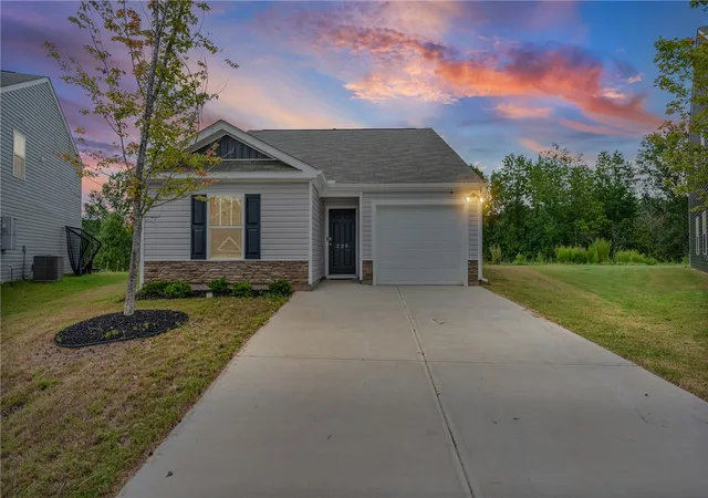 Photo 1 of Single family home for sale at 239 Mable Leaf Ln, Easley, SC 29640 | MLS# 20306571 | Listing updated on 2026-10-15