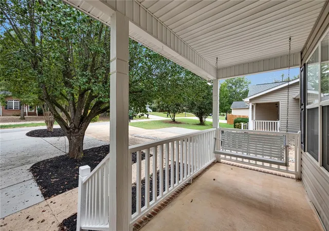 Photo 3 of Single family home for sale at 154 Ashton Ln, Anderson, SC 29621 | MLS# 20306583 | Listing updated on 2026-10-04