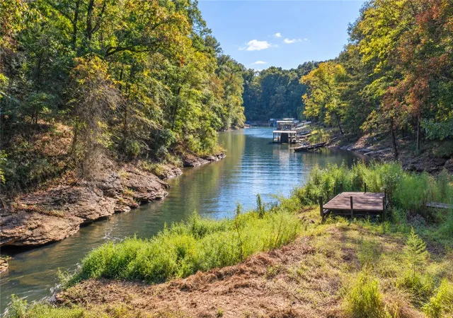 Photo 3 of Single family home for sale at 120 Edgewater Dr, Fair Play, SC 29643 | MLS# 20305476 | Listing updated on 2026-10-09