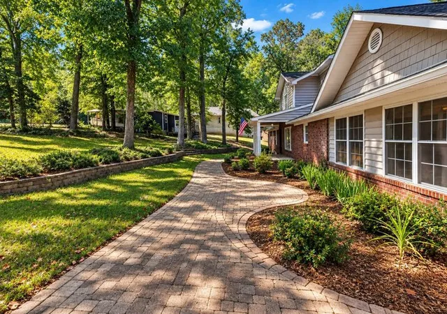 Photo 2 of Single family home for sale at 106 Pikes Ridge, Anderson, SC 29626 | MLS# 20306298 | Listing updated on 2026-09-24