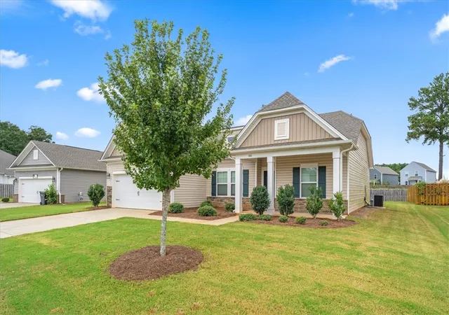 Photo 3 of Single family home for sale at 180 Spyglass Ln, Pendleton, SC 29670 | MLS# 20306201 | Listing updated on 2026-10-04